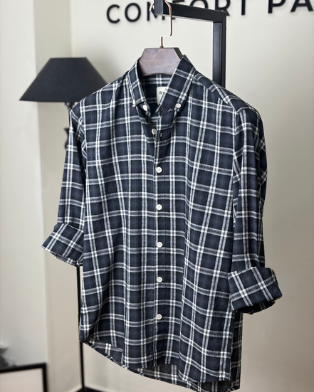 Black textured check shirt